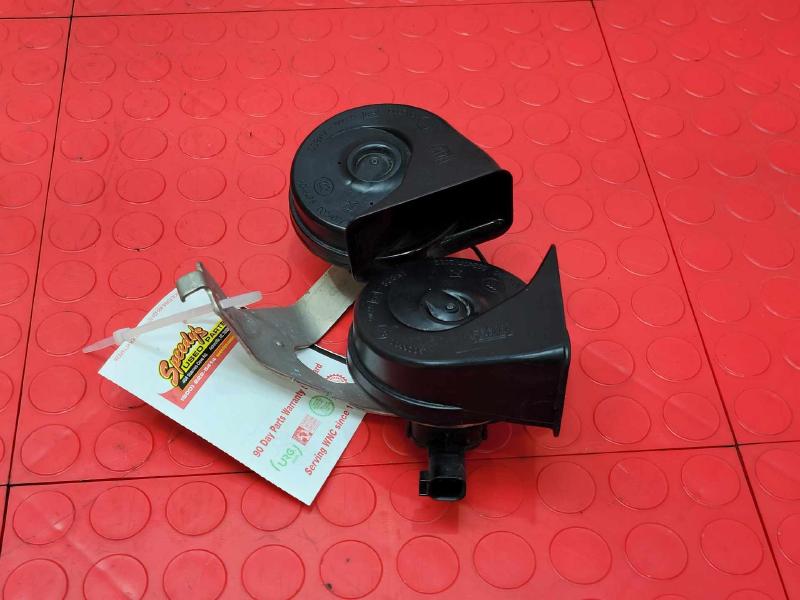 2014 Ford Fusion Horn