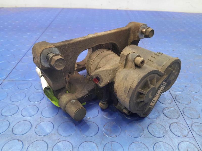 2016 Subaru Legacy Caliper