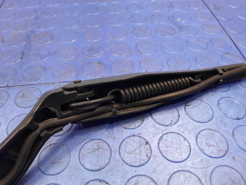 2021 Tesla Model 3 Wiper Arm