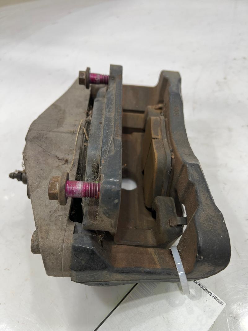 2007 - 2009 Jaguar XKR Front Brake Caliper Assembly RH Passenger Side OEM C2P15167