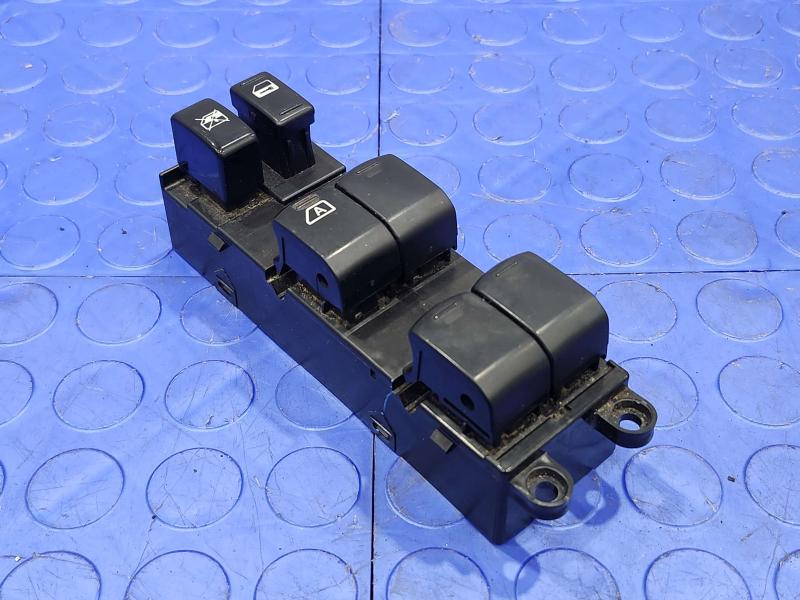 2009-2010 Subaru Forester Master Window Switch Assembly Genuine OEM 83071FG070