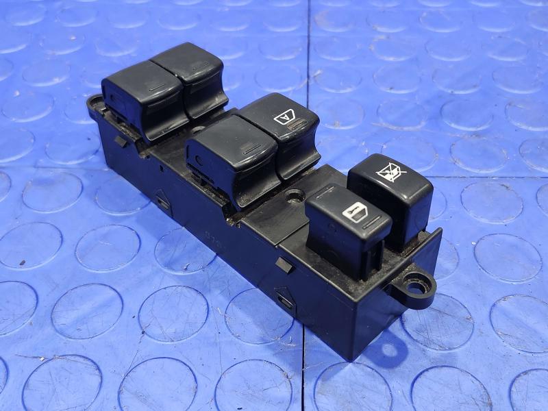 2009-2010 Subaru Forester Master Window Switch Assembly Genuine OEM 83071FG070