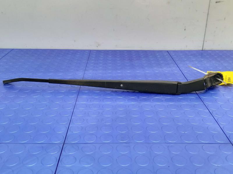 2015 Nissan Versa Wiper Arm