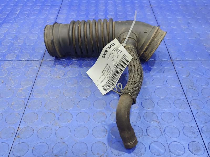 2011 Toyota Corolla Air Intake Tube/Resonator