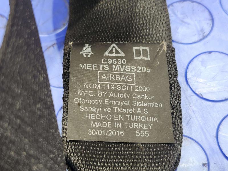 2016 Ford Transit 150 Front Seat Belt