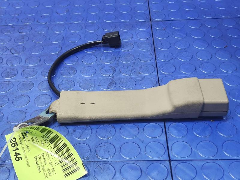 2003 Lincoln Town Car Front Seat Belt