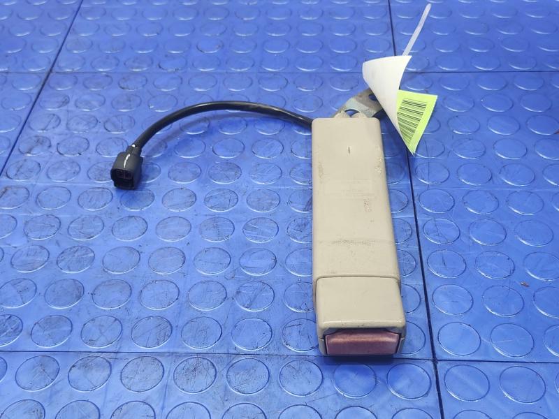 2003 Lincoln Town Car Front Seat Belt