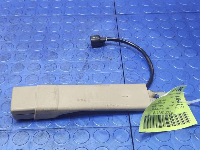 2003 Lincoln Town Car Front Seat Belt
