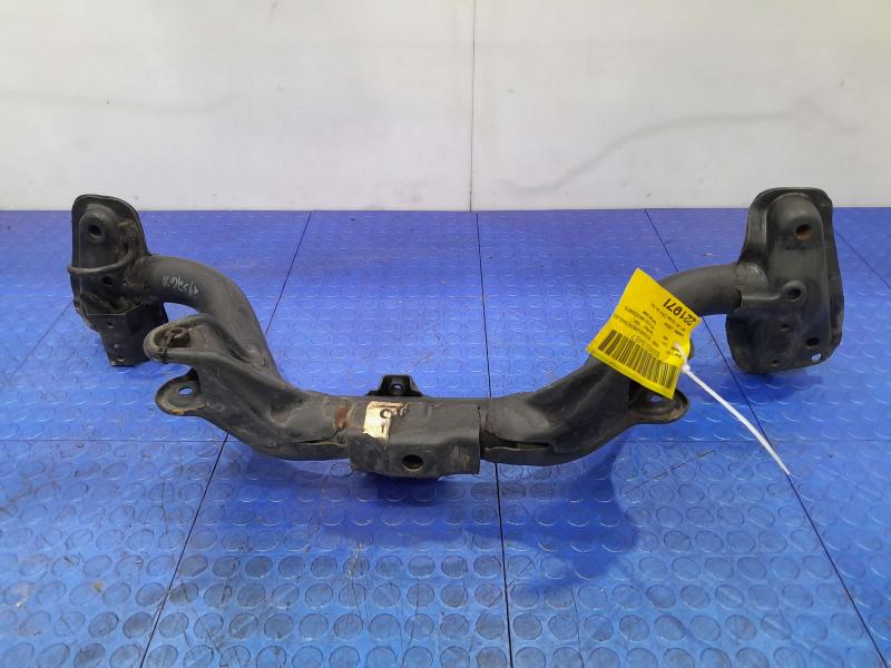 1997 - 2001 Honda CR-V 4x4 AWD Rear Crossmember Subframe OEM