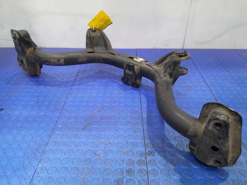 1997 - 2001 Honda CR-V 4x4 AWD Rear Crossmember Subframe OEM