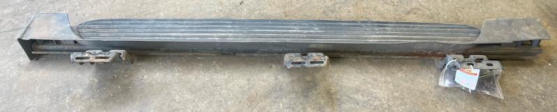 2003 - 2005 Lincoln Aviator Running Board Side Step Assembly LH Driver Side OEM 4C5Z16451AAA