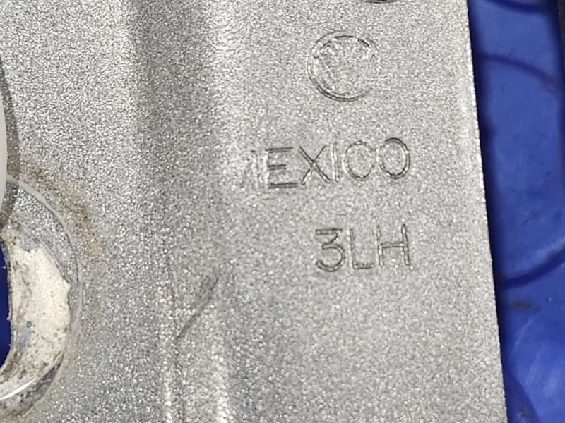 2016 Volkswagen Jetta Hood Hinge