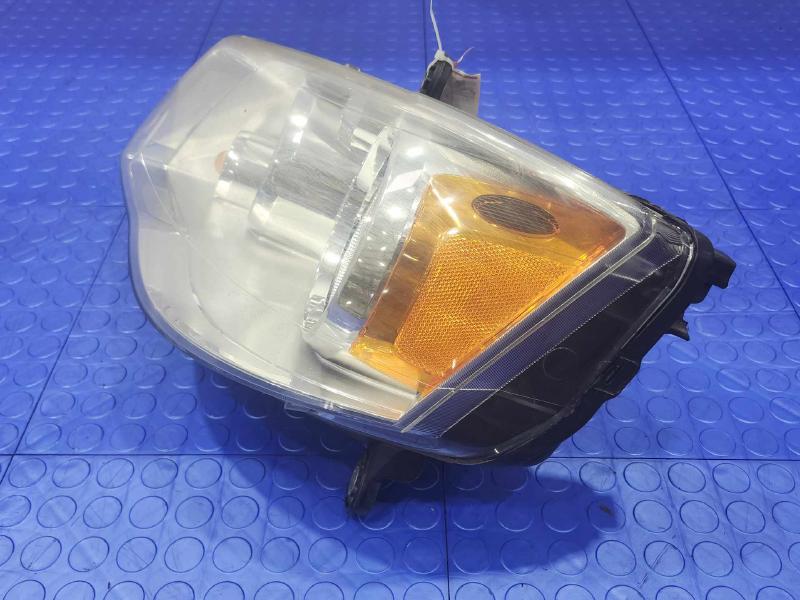 2017 Dodge Grand Caravan Headlamp Assembly