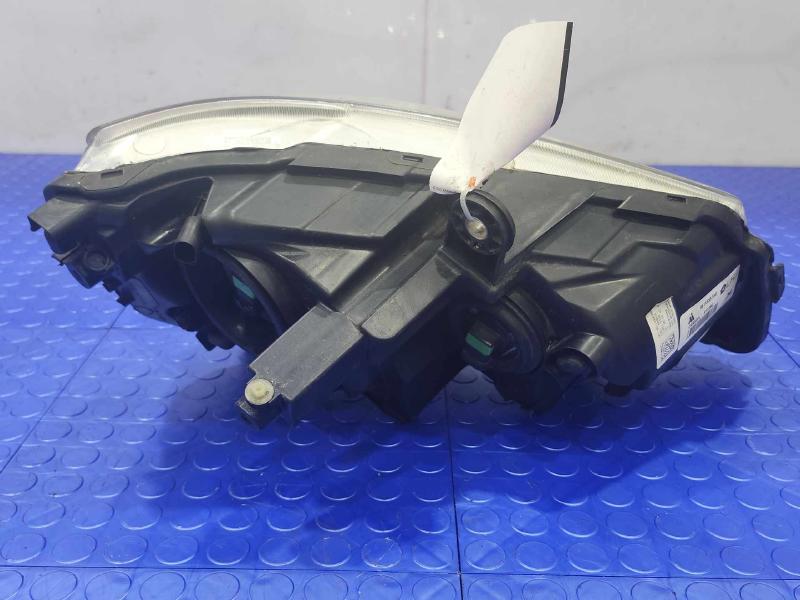 2017 Dodge Grand Caravan Headlamp Assembly