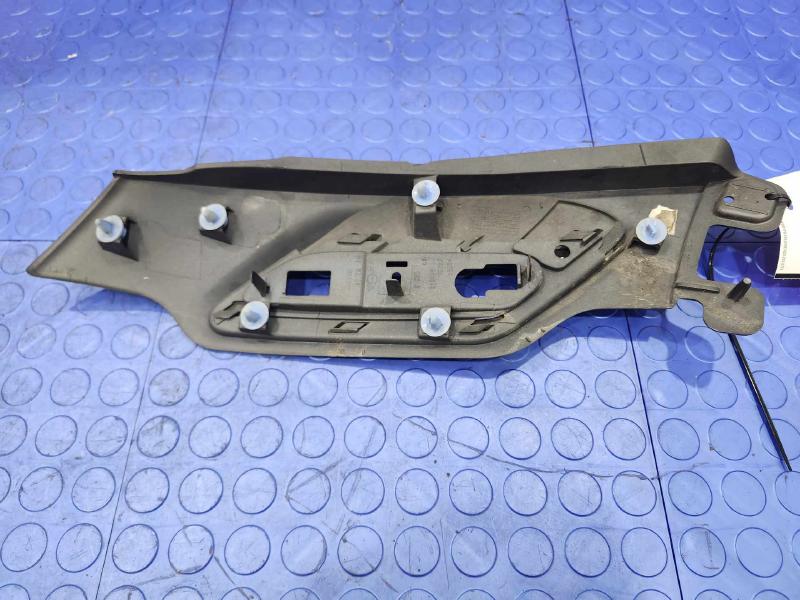 2014 MINI Cooper Countryman Fender Moulding