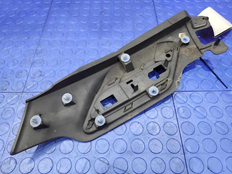 2014 MINI Cooper Countryman Fender Moulding