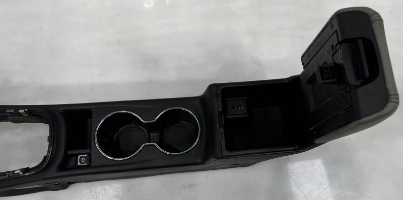 2012 Buick Verano Front Console