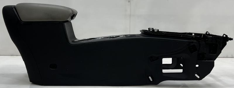 2012 Buick Verano Front Console