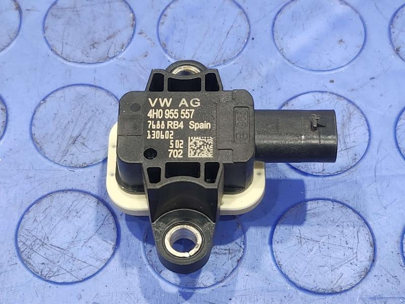 2012-2018 Audi A7 Side Crash Impact Sensor Genuine OEM Part 4H0955557A