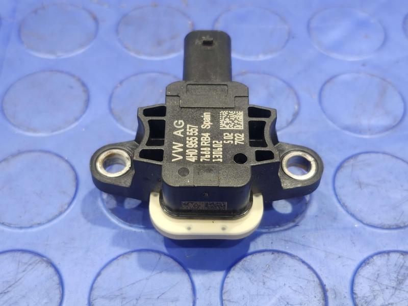 2012-2018 Audi A7 Side Crash Impact Sensor Genuine OEM Part 4H0955557A