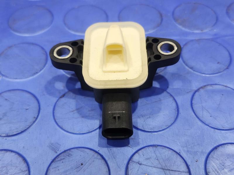 2012-2018 Audi A7 Side Crash Impact Sensor Genuine OEM Part 4H0955557A