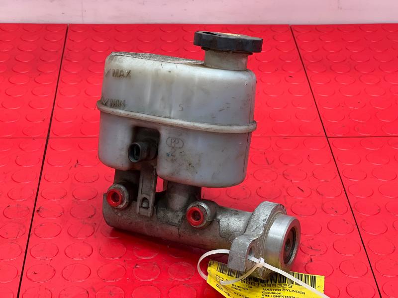 2008 Chevrolet Suburban Master Cylinder