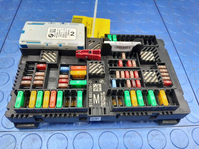 2018 BMW 740I Engine Fuse Box