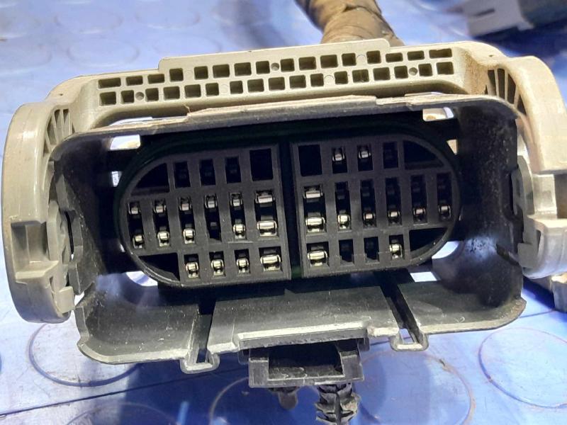 2008 Pontiac Solstice 2.4L Auto Trans Engine Wiring Harness OEM 25826999
