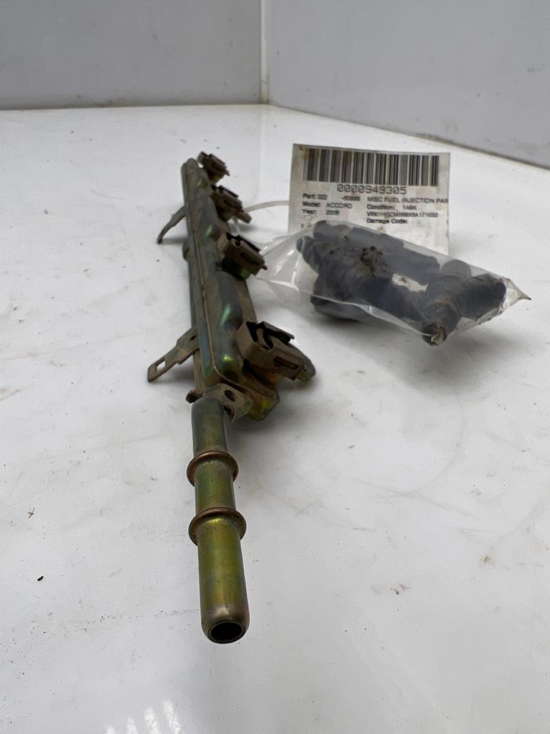 2003 - 2007 Honda Accord 2.4L Fuel Rail with Injectors - 4 OEM 16450RAAA01