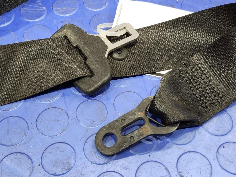 2008 BMW 128i Rear Seat Belt