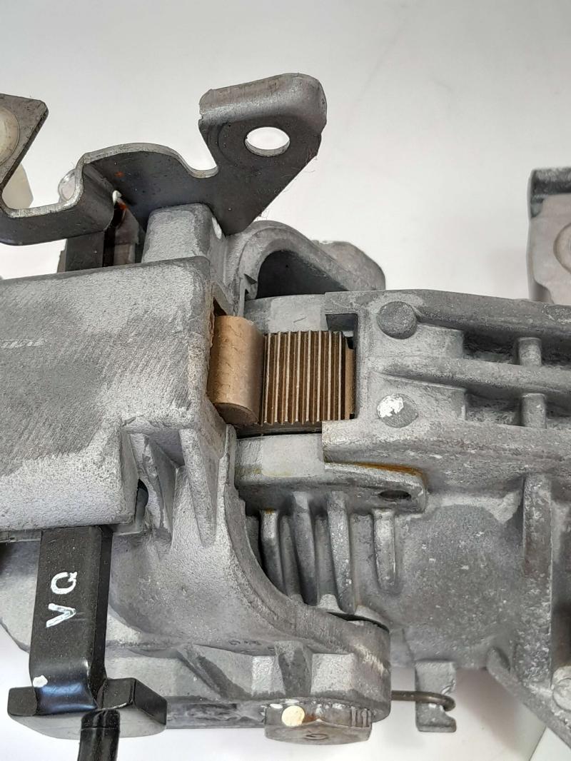 2014 Kia Sedona Steering Column