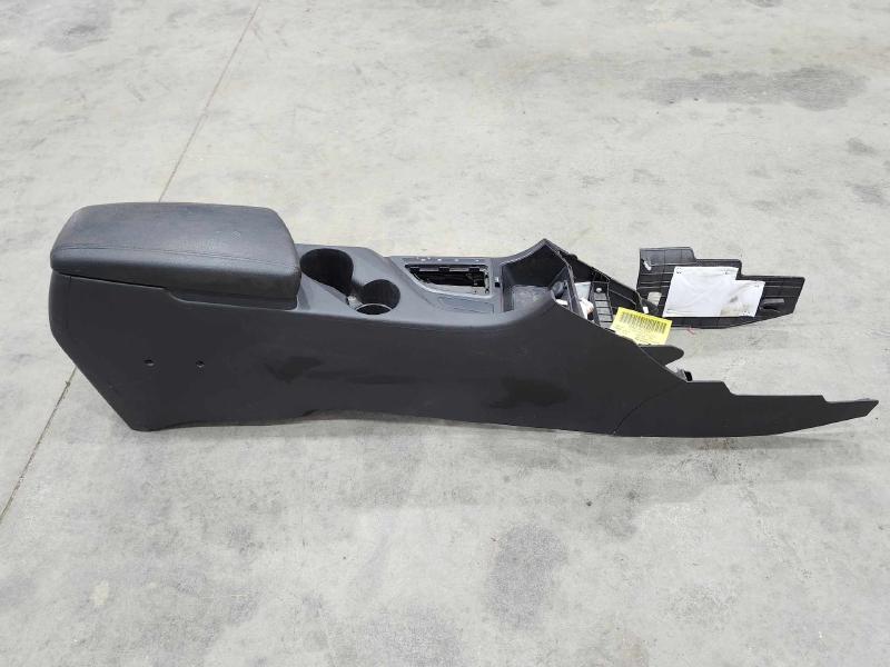 2013 Kia Optima Front Console