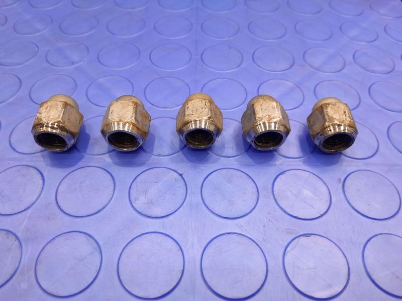 2003 Subaru Impreza Lug Nuts