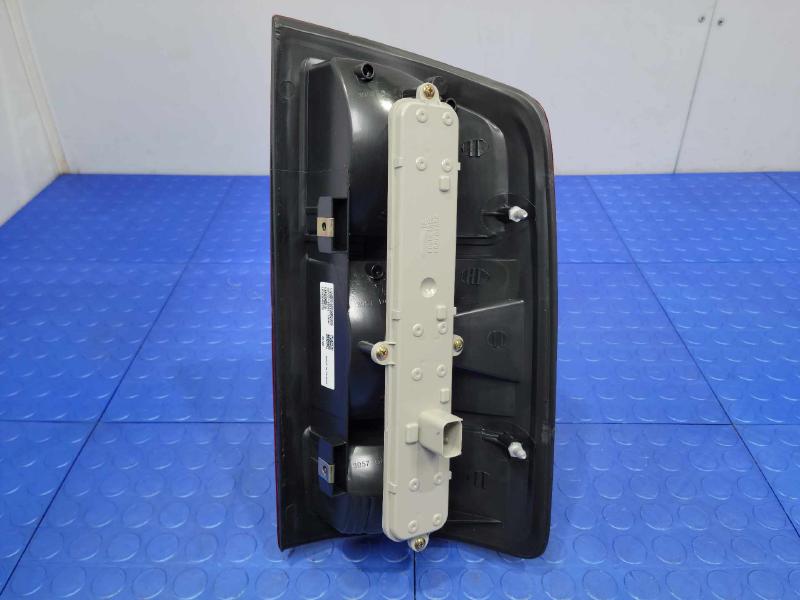 2002 Dodge Ram 1500 Tail Light Assembly