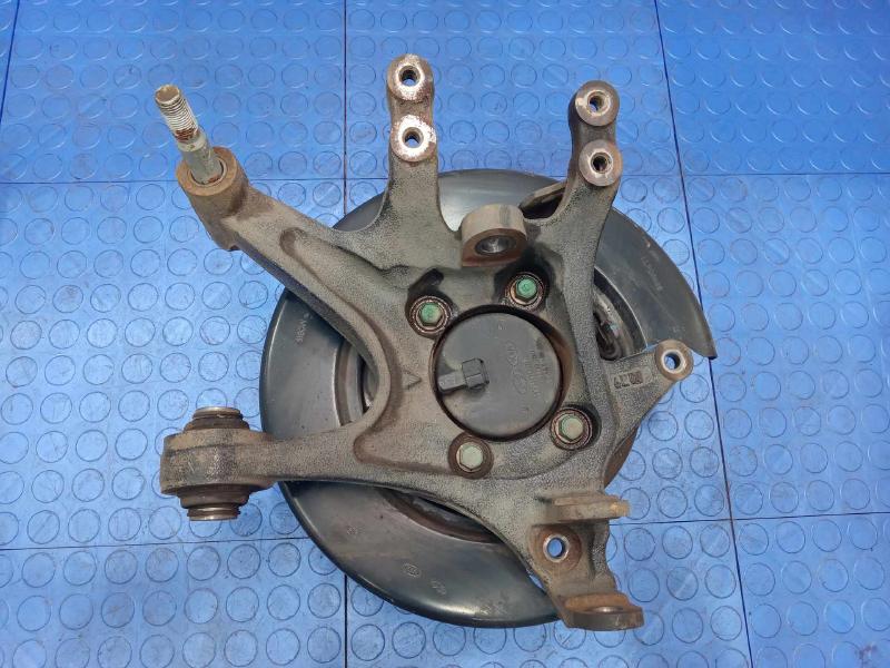 2017 Kia Sedona Rear Knuckle/Stub Axle