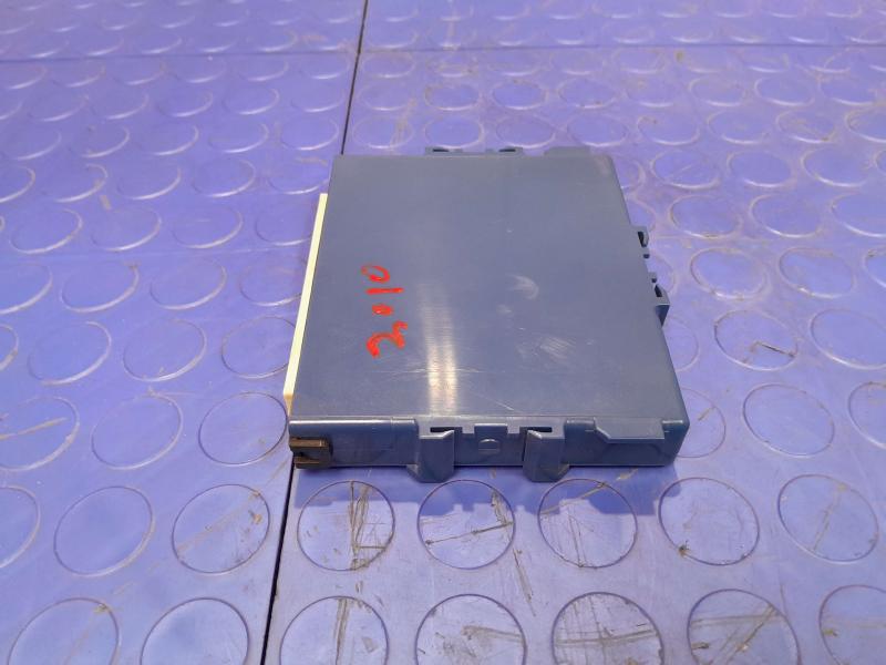 2010-2012 Toyota Prius Smart Key Computer Assembly Genuine OEM 89990-47050