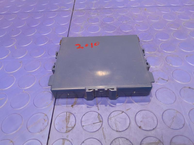 2010-2012 Toyota Prius Smart Key Computer Assembly Genuine OEM 89990-47050