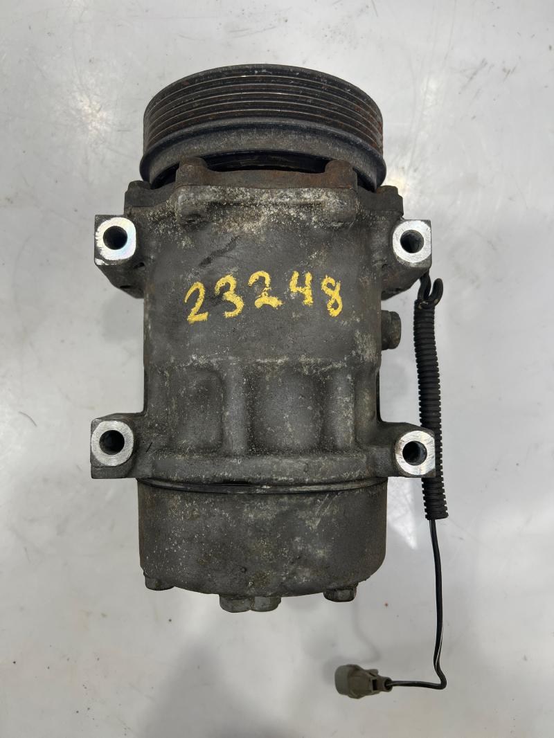 2000 Jeep Cherokee A/C Air Compressor