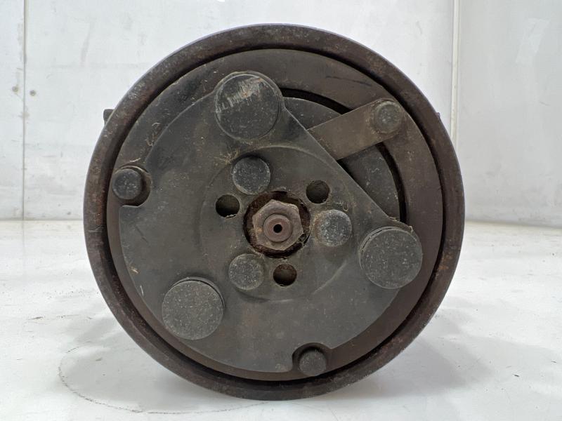 2000 Jeep Cherokee A/C Air Compressor