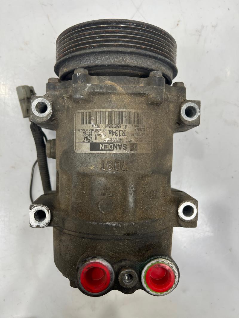 2000 Jeep Cherokee A/C Air Compressor