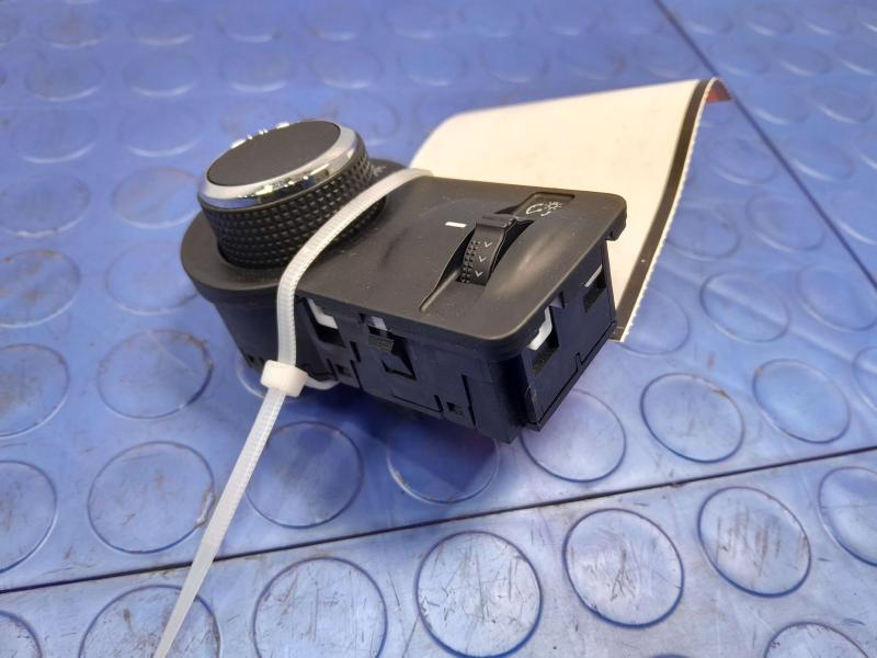 2016 Chevrolet Trax Headlight Switch (Dash Mtd)