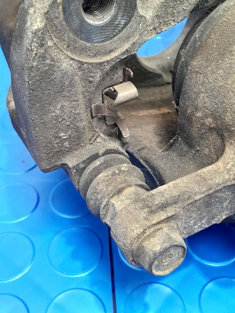 2009 Toyota RAV4 Caliper