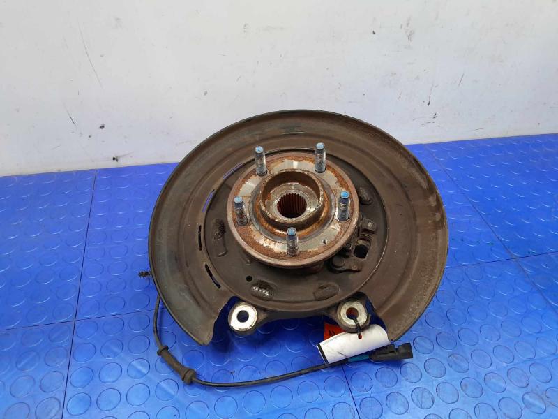 2013 Cadillac ATS Rear Spindle Knuckle Left Driver Side Genuine OEM 20755792,LH