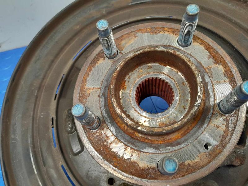 2013 Cadillac ATS Rear Spindle Knuckle Left Driver Side Genuine OEM 20755792,LH