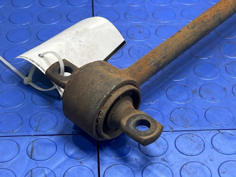 2011 Ford Expedition Lower Control Arm Rr