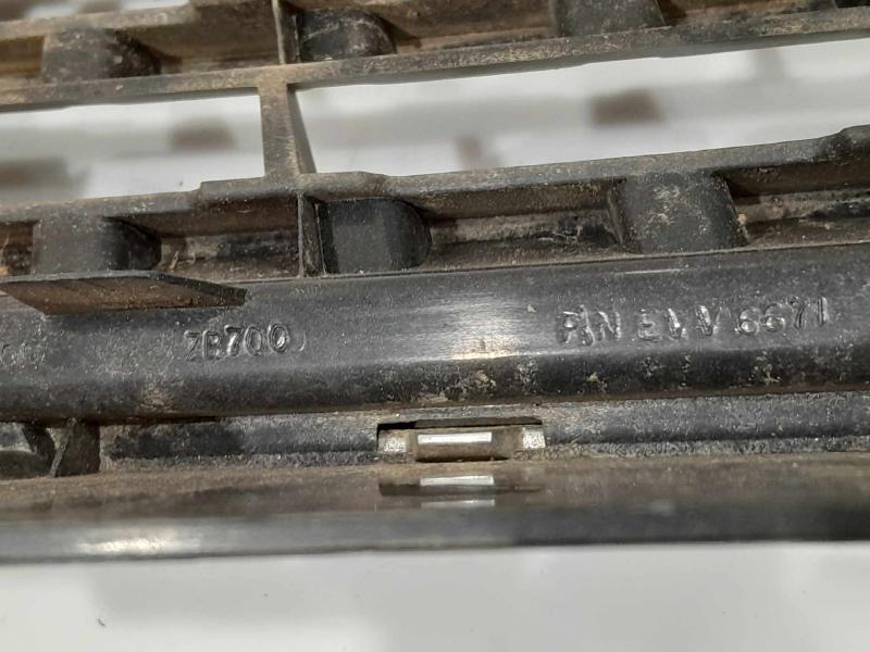 2005 Nissan Altima Grille