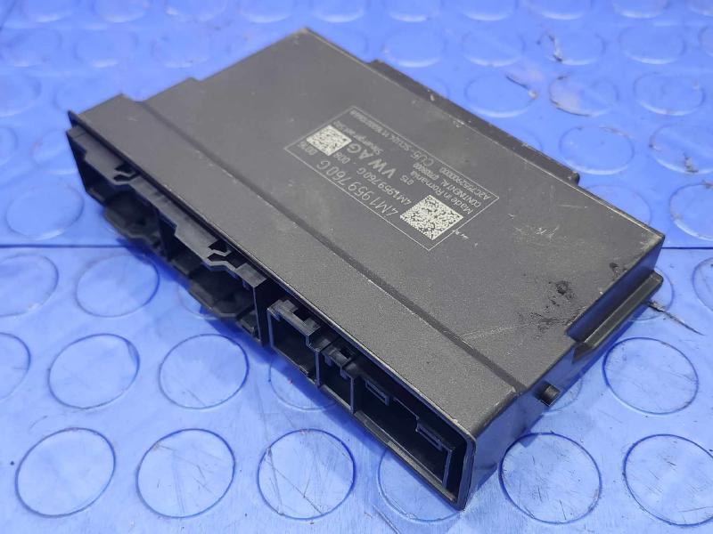 2017-2025 Audi Q7 Power Seat Control Module Genuine OEM 4M1959760G