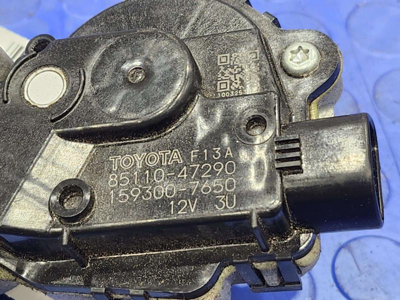 2017 Toyota Prius Wiper Motor Front