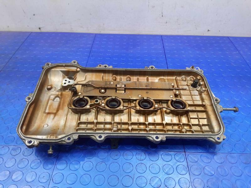 2010 Toyota Prius Valve Cover