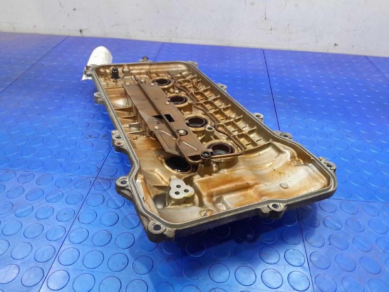2010 Toyota Prius Valve Cover